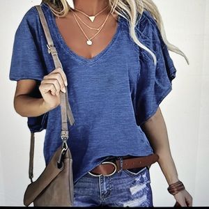 V neck oversized sleeve t-shirt